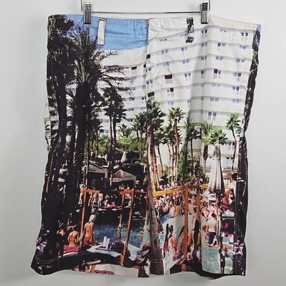 Ecko UNLTD Y2K Hotel Pool Scene Print Swim Board Shorts Men's 40 FLAWS - Picture 1 of 14